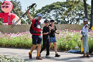 BIB: 
                            <button type="button" onclick="openModal(27799100)" class="btn btn-primary btn-sm float-right btn-popup" data-toggle="modal" data-target=".modal-high-quality">
                        <i class="fas fa-shopping-cart"></i> Add to Cart
                    </button>
                                            <button type="button" onclick="isThisMe(27799100, true)" class="btn btn-success btn-sm float-right btn-popup btn-isme hidden" data-toggle="tooltip" data-placement="bottom" title="นี่คือรูปของคุณใช่ไหม คลิกที่นี่เพื่อเอาเข้าอัลบั้ม">
                        <i class="fas fa-plus"></i> Add to album
                    </button>
                    <button type="button" onclick="isThisMe(27799100, false)" class="btn btn-warning btn-sm float-right btn-popup btn-isnotme hidden">
                        <i class="fas fa-ban"></i> Remove from album
                    </button>